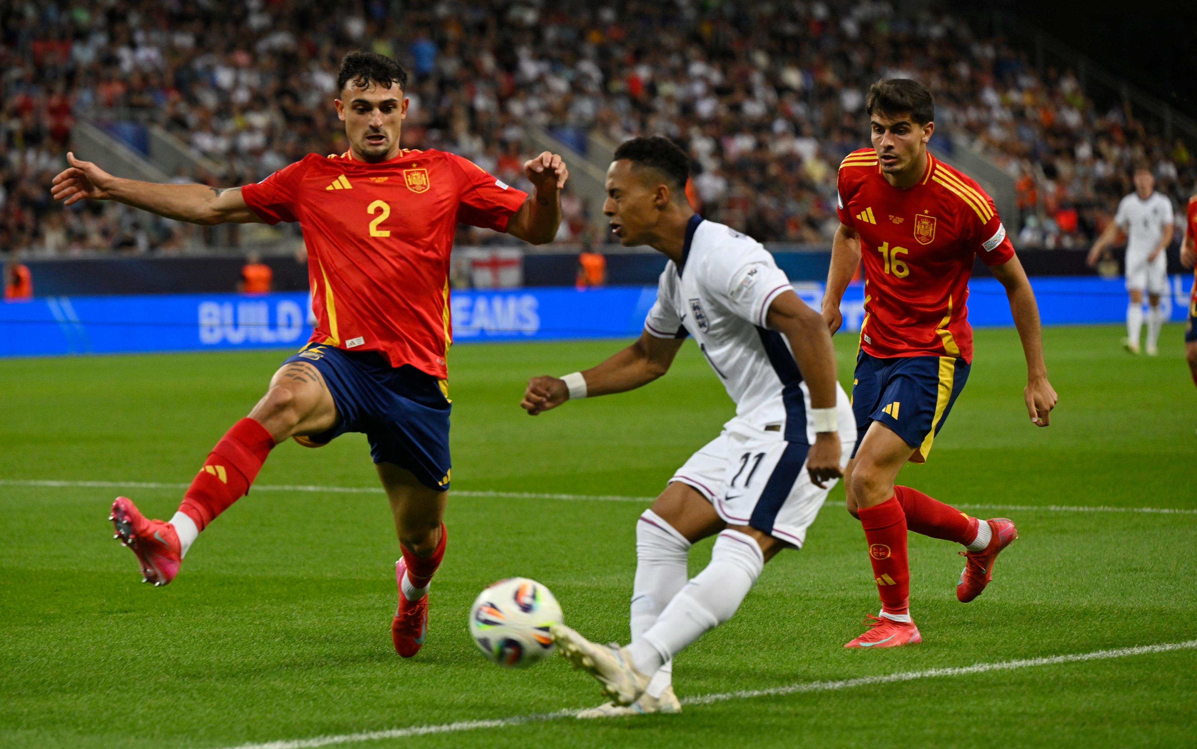 Marc Pubill à gauche avec l'Espagne