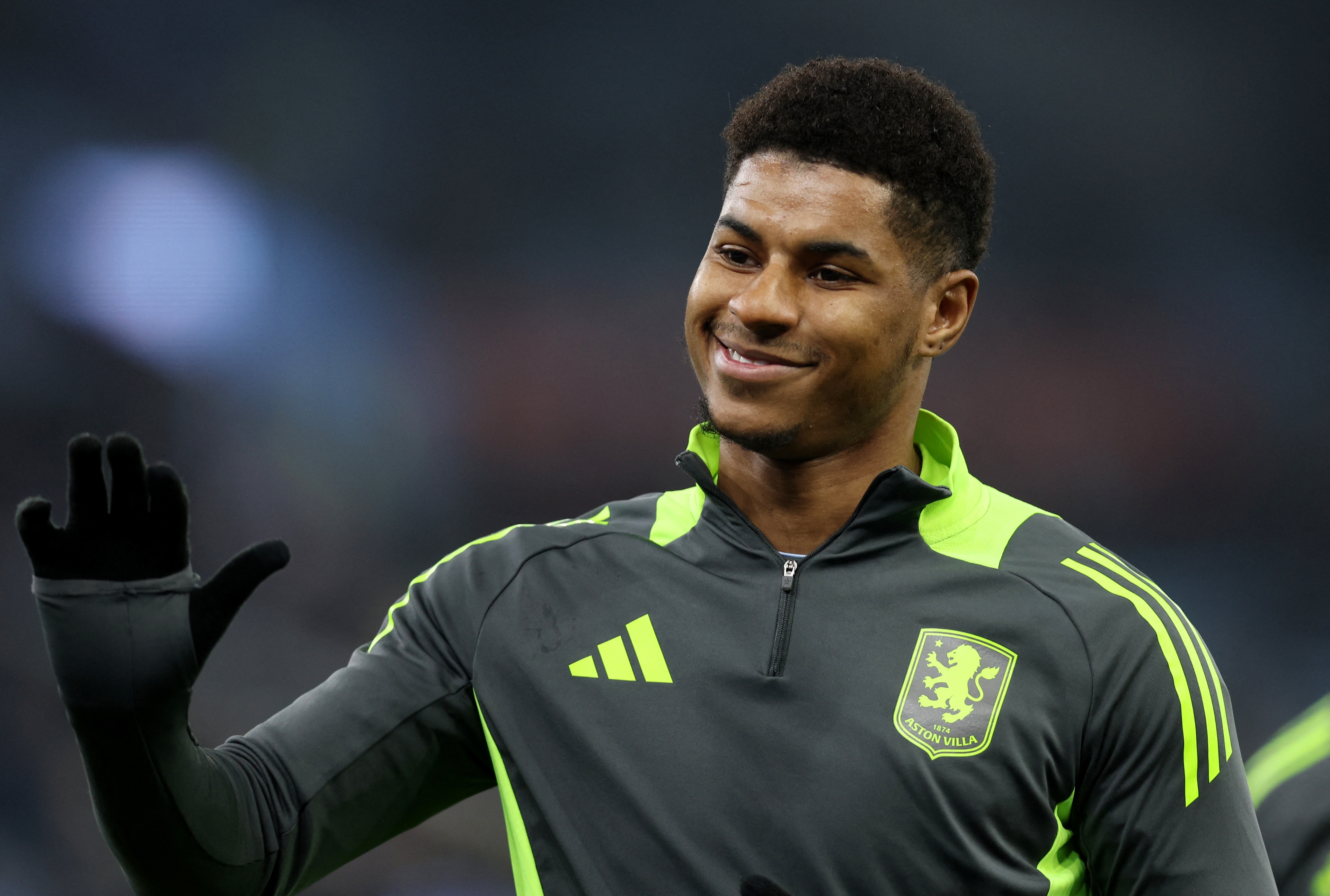 Marcus Rashford Aston Villa signe