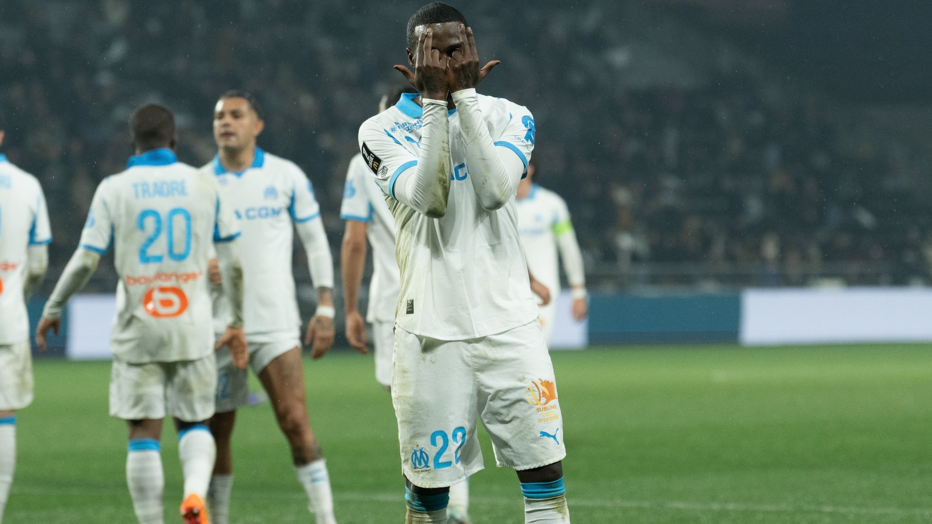 Marsella firma goleada ante Angers