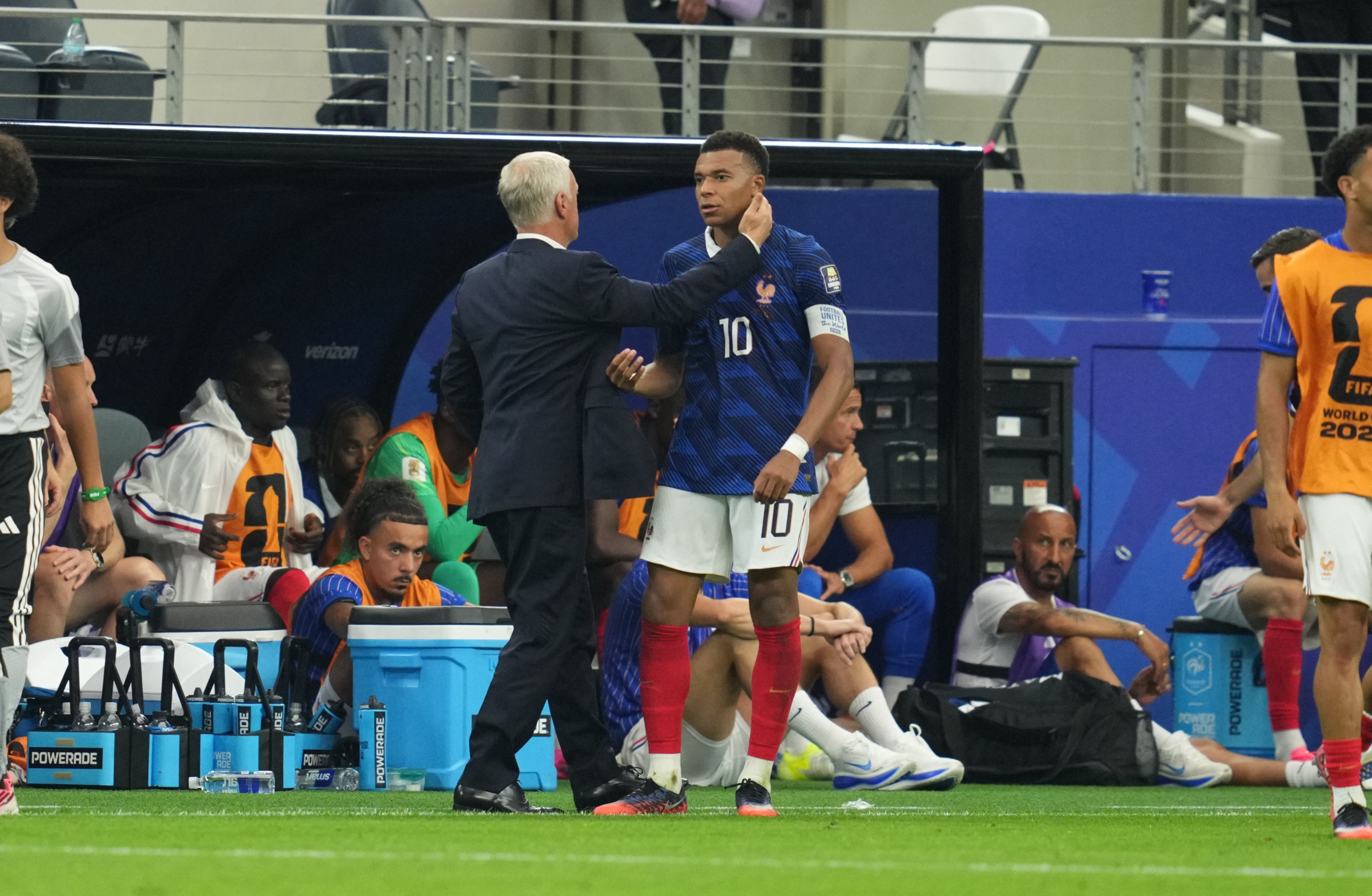 Mbappé Deschamps