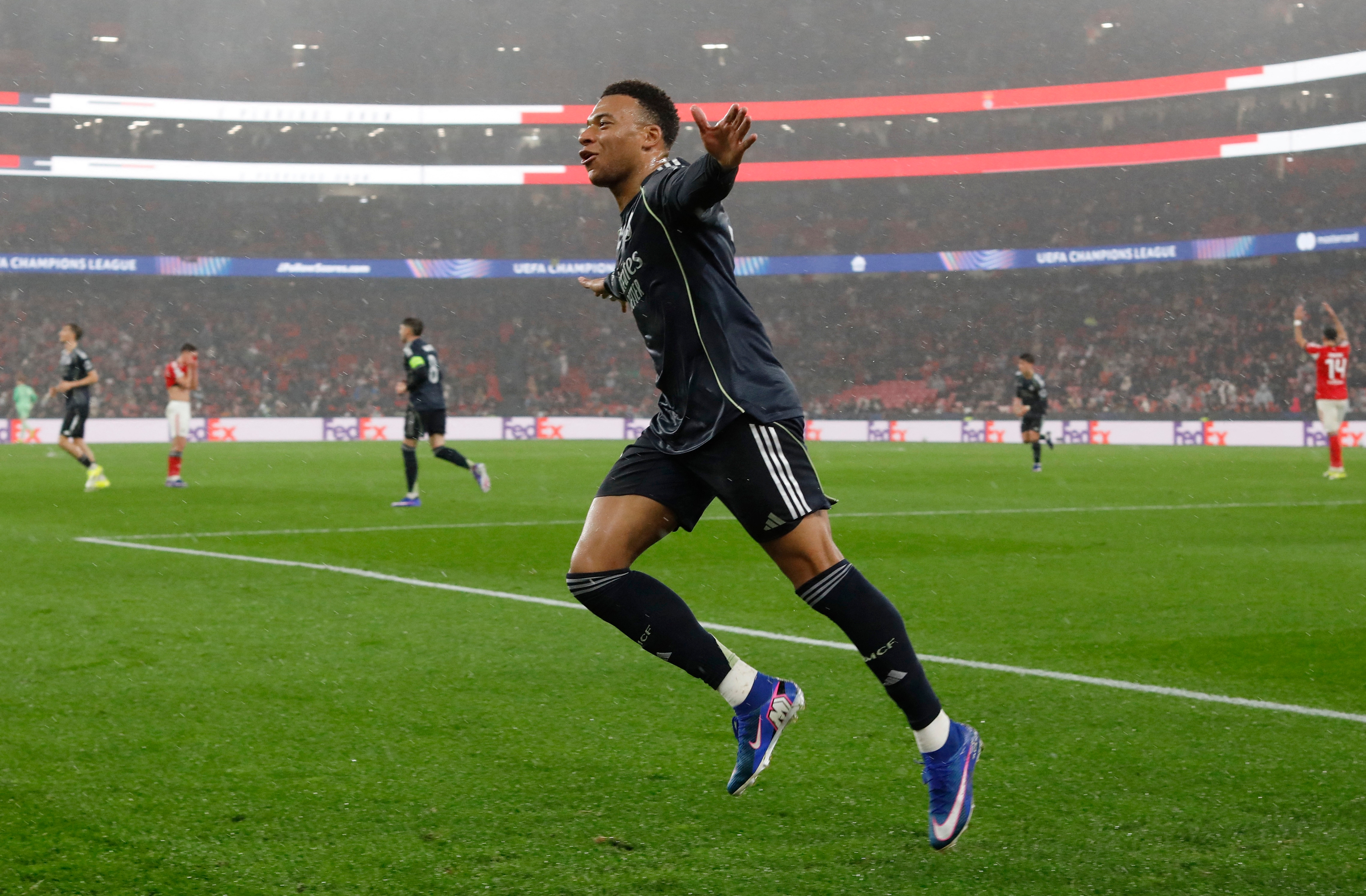 Mbappé supera el récord de Cristiano Ronaldo