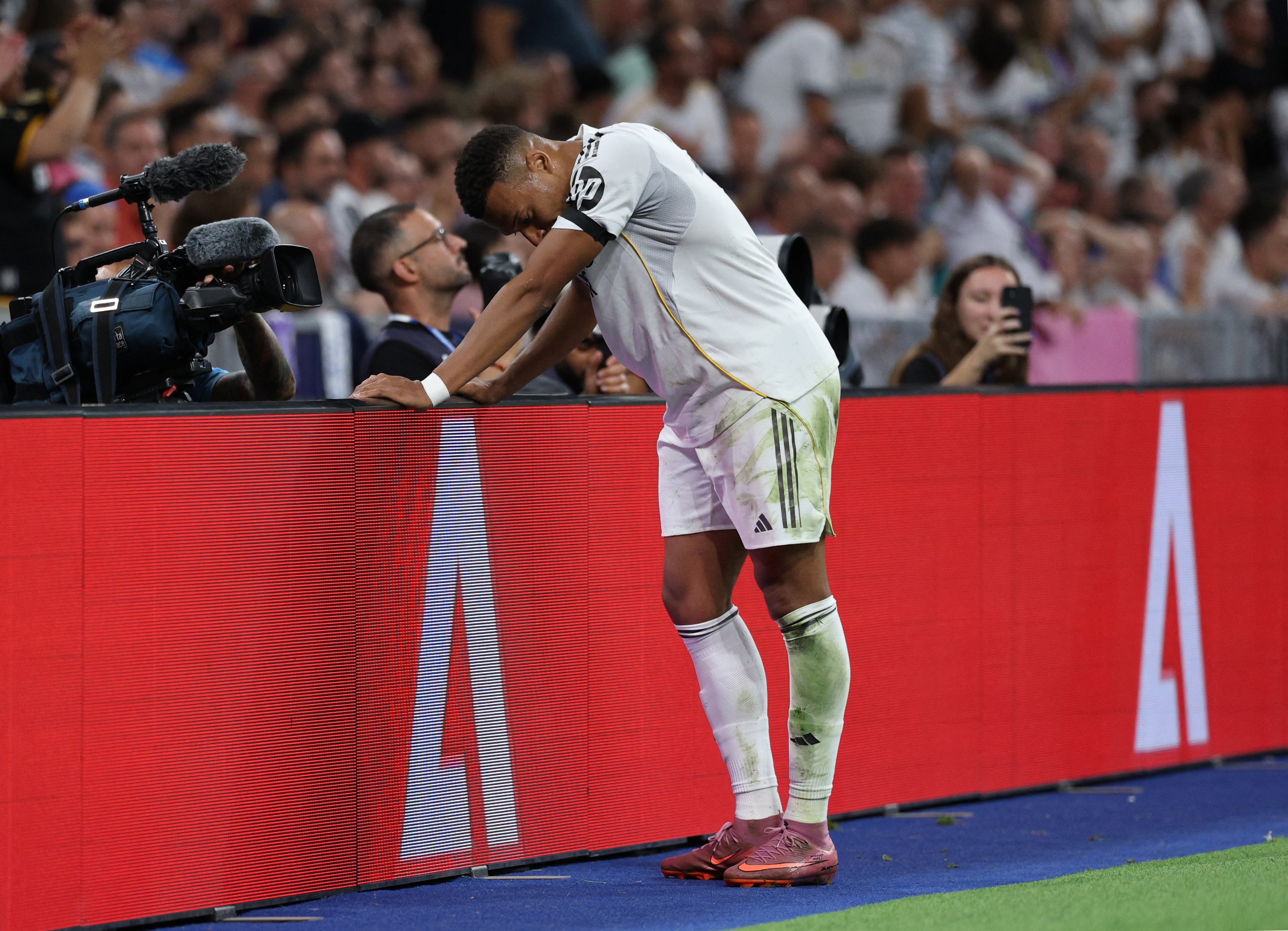 Mbappé touché