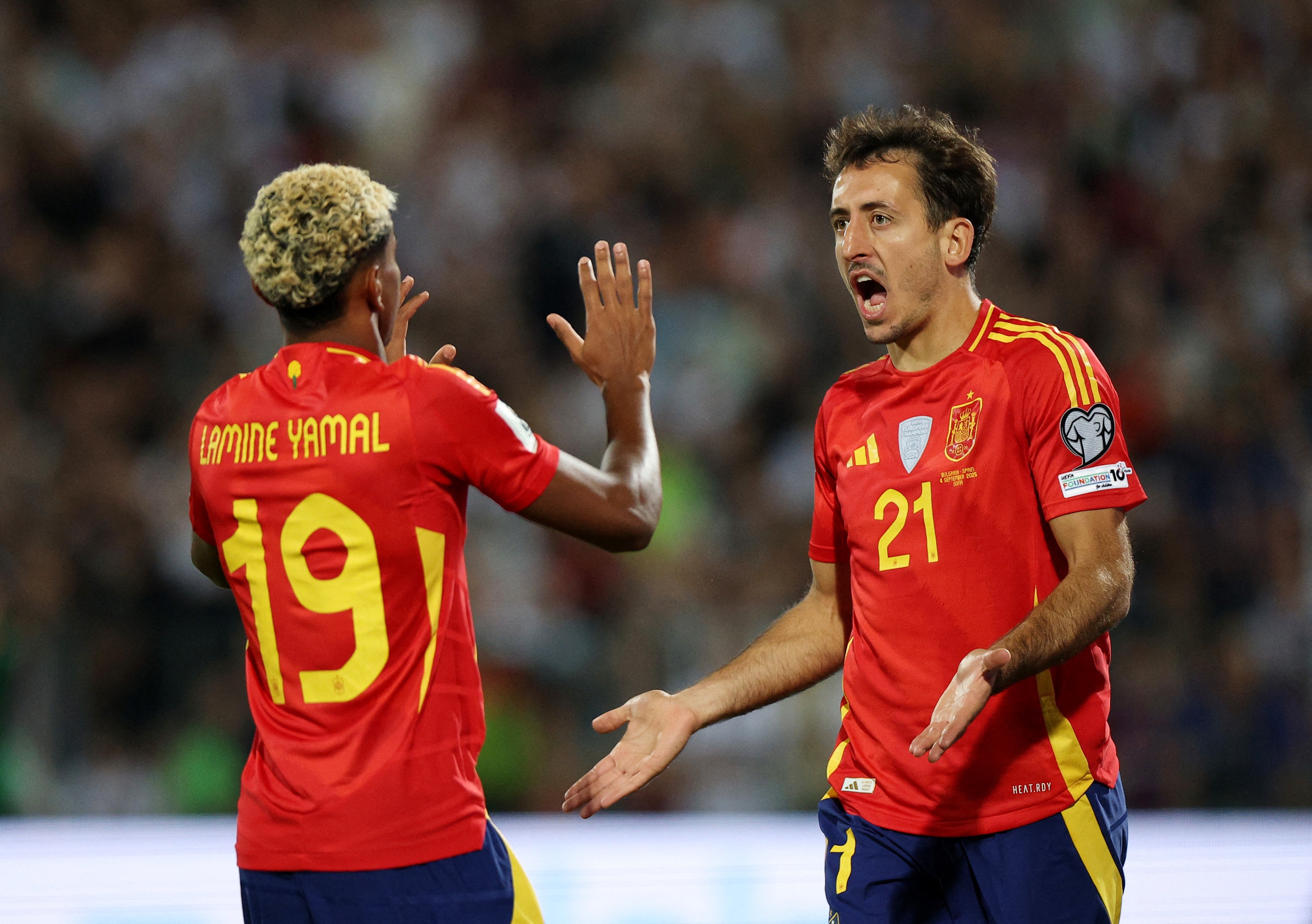 Mikel Oyarzabal and Lamine Yamal