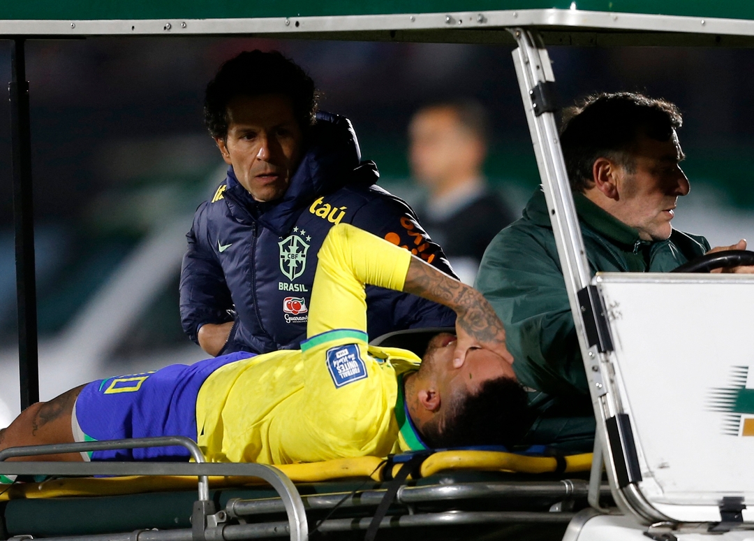 Neymar has torn knee ligament, facing surgery | beIN SPORTS