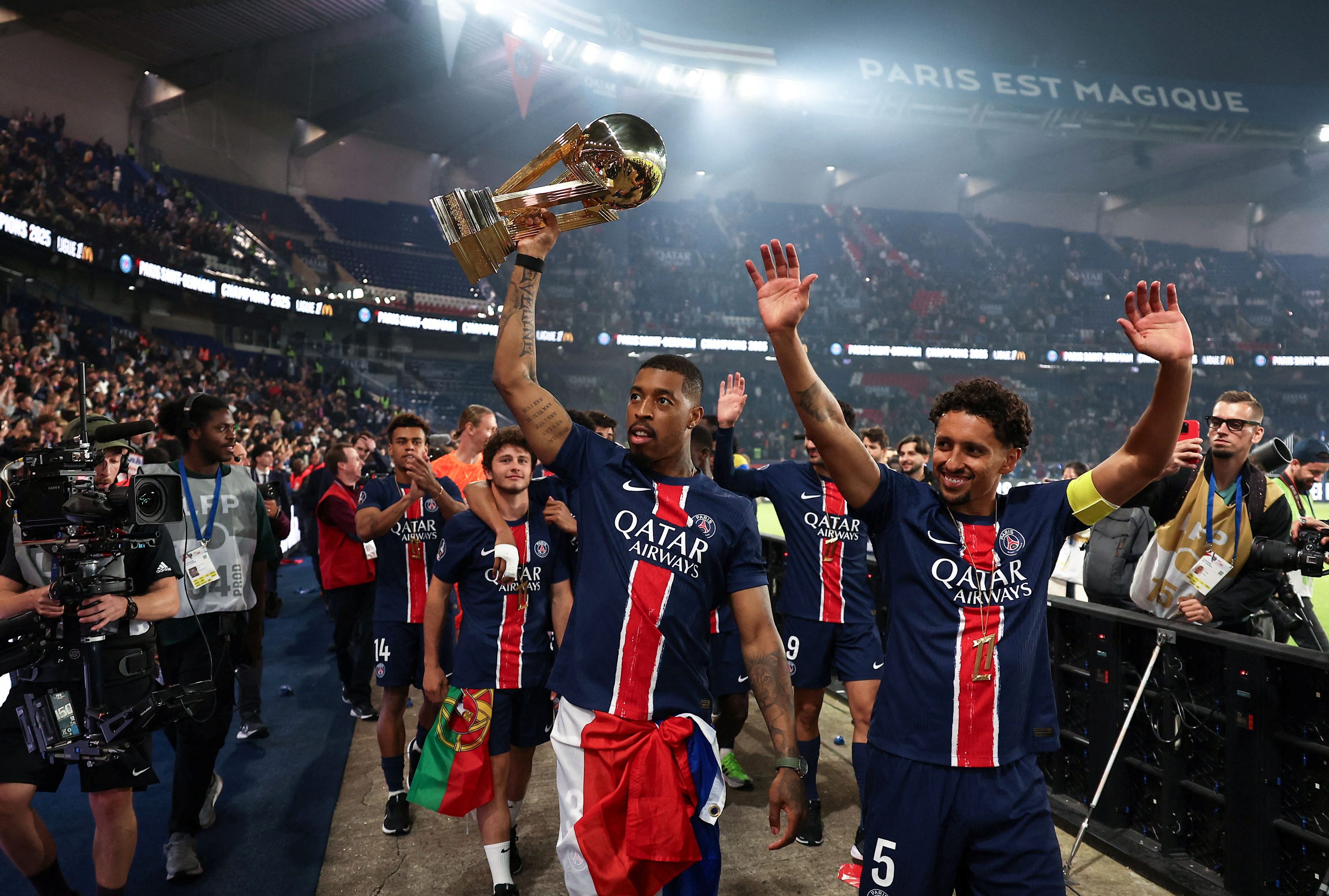 Presnel Kimpembe Ligue 1 trophée