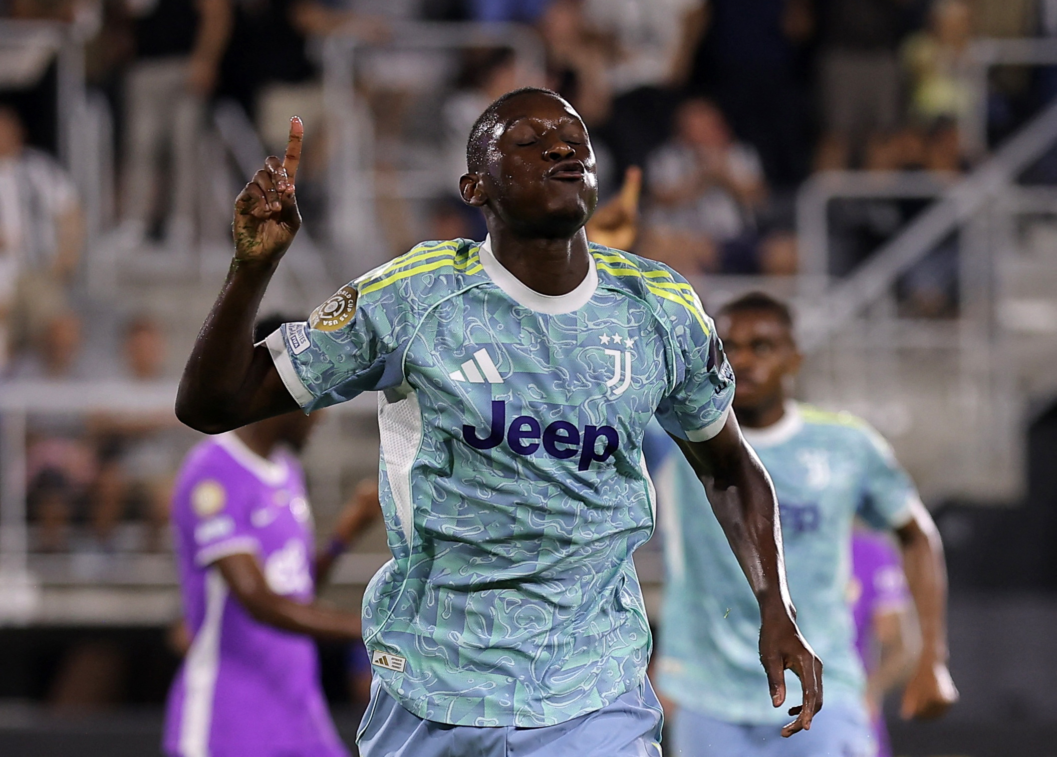 Randal Kolo Muani buteur juve