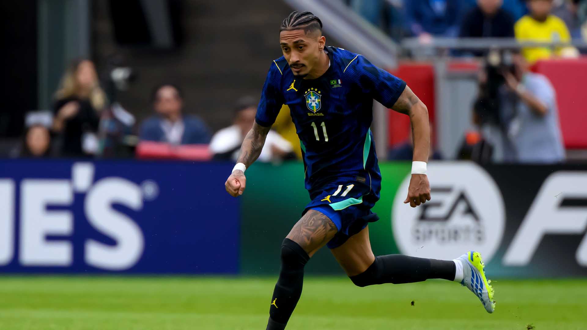 Raphinha Brasil vs Francia