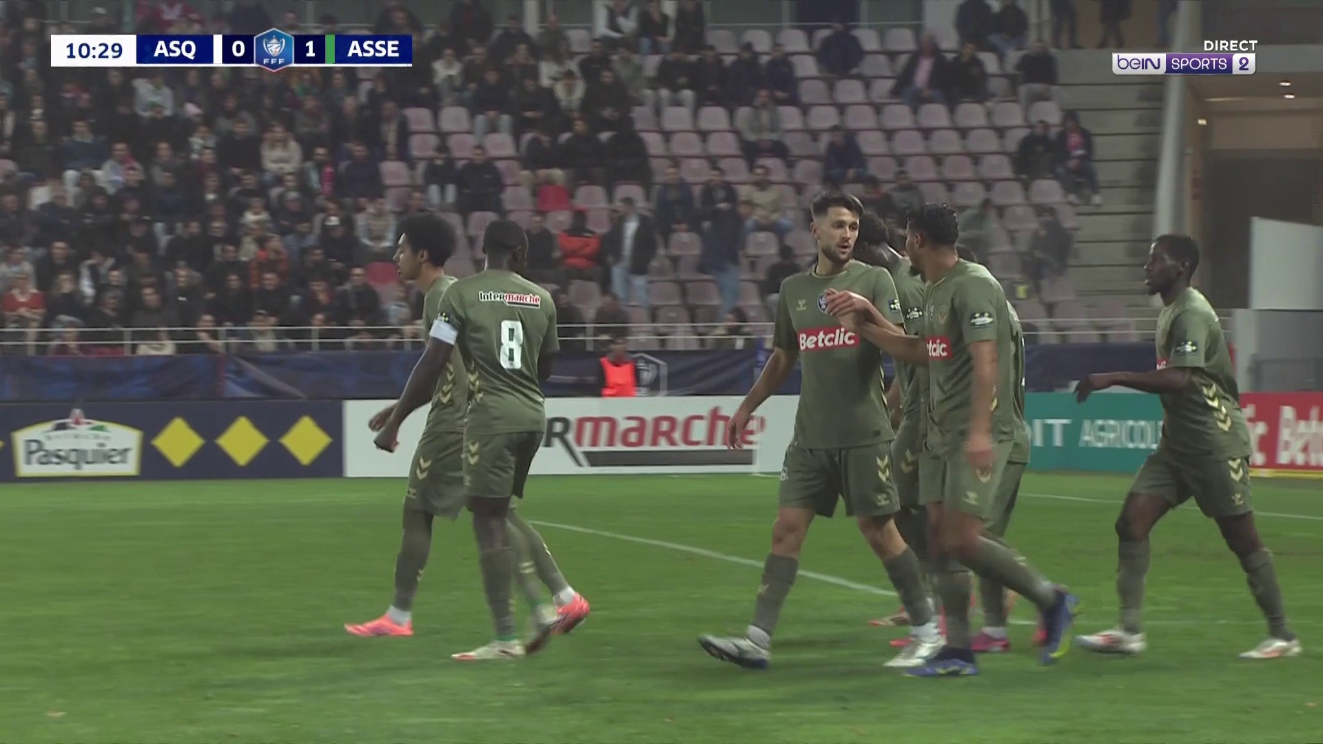 Coupe de France : L'AS Saint-Etienne se qualifie dans le brouillard de Quetigny