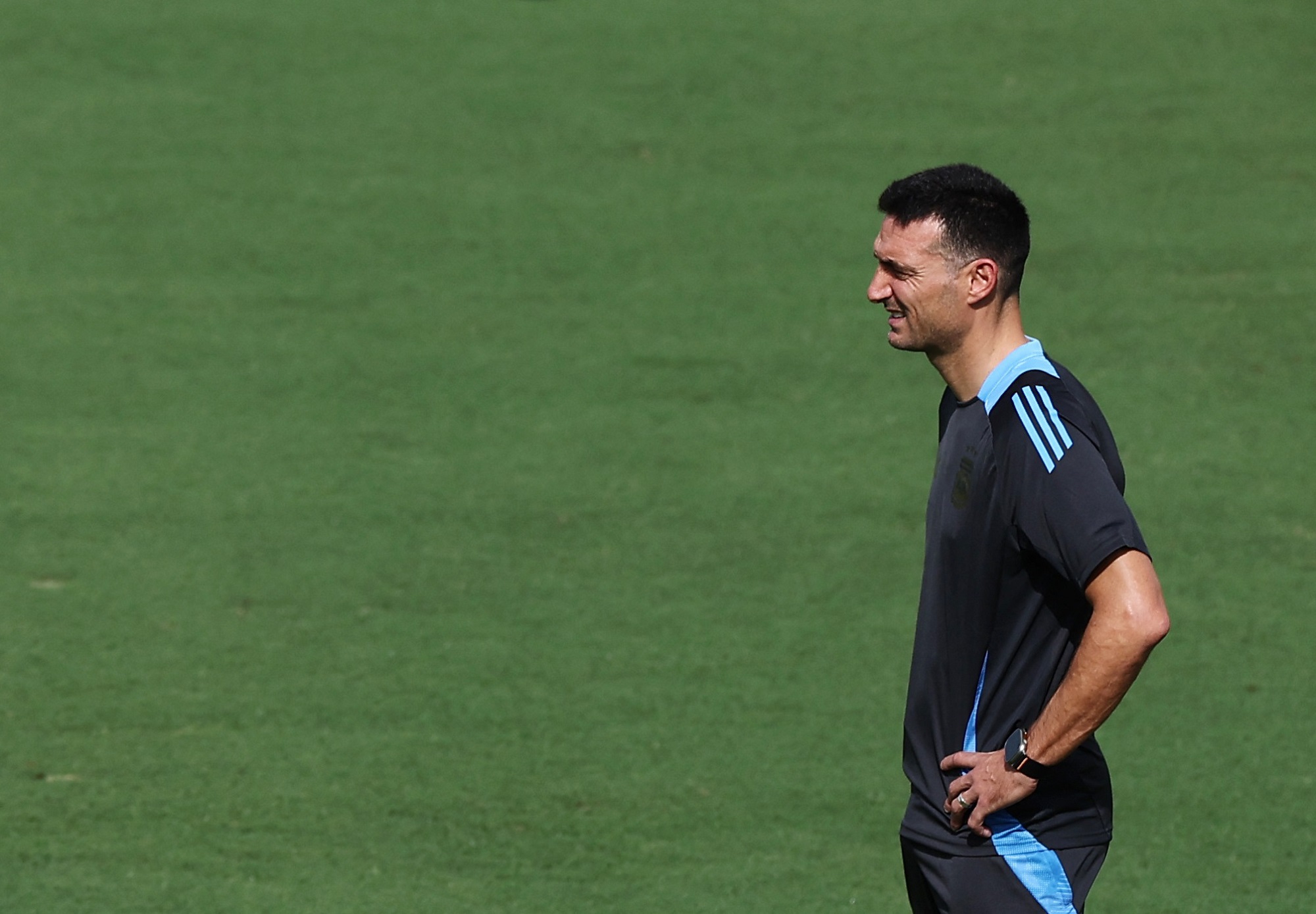 Scaloni during training