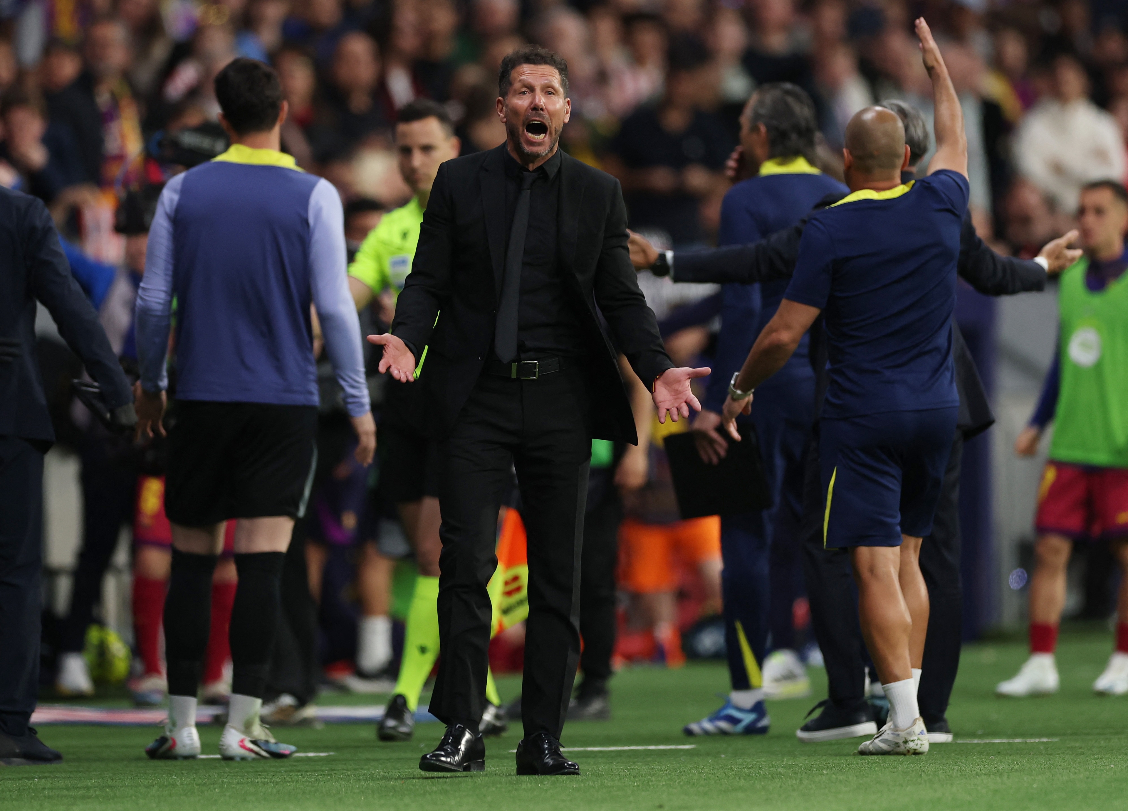 Simeone vs Barcelona