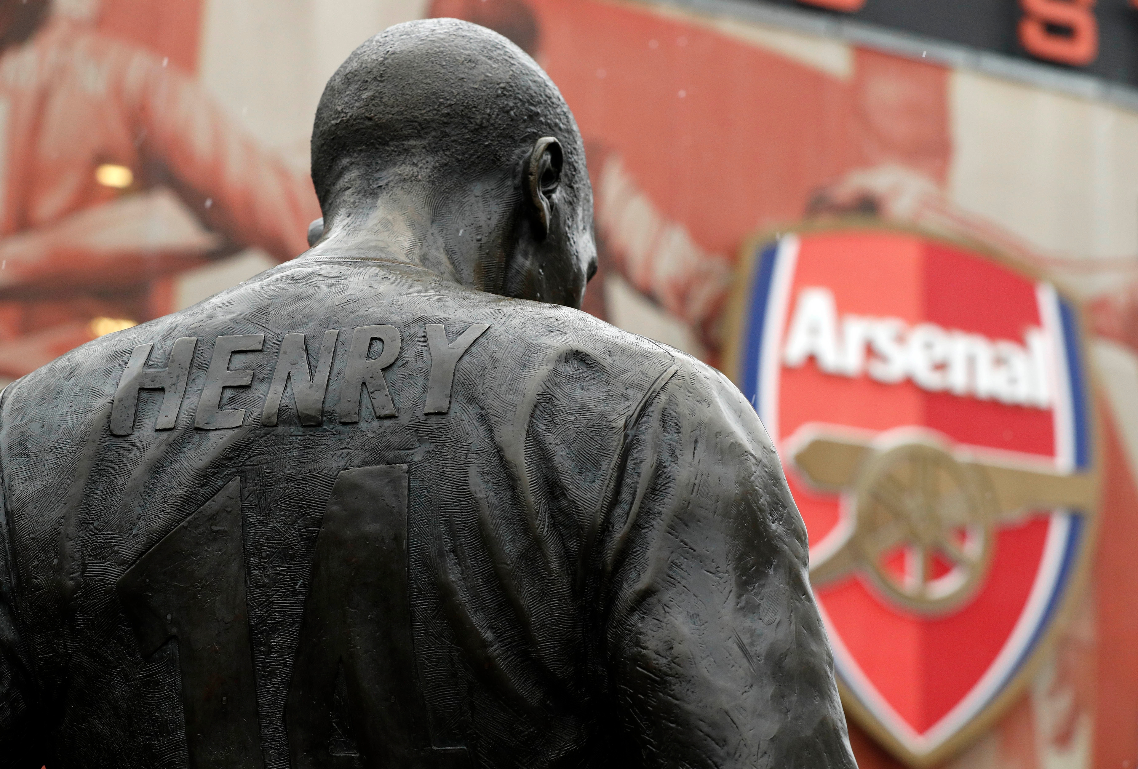 Statue Henry Arsenal