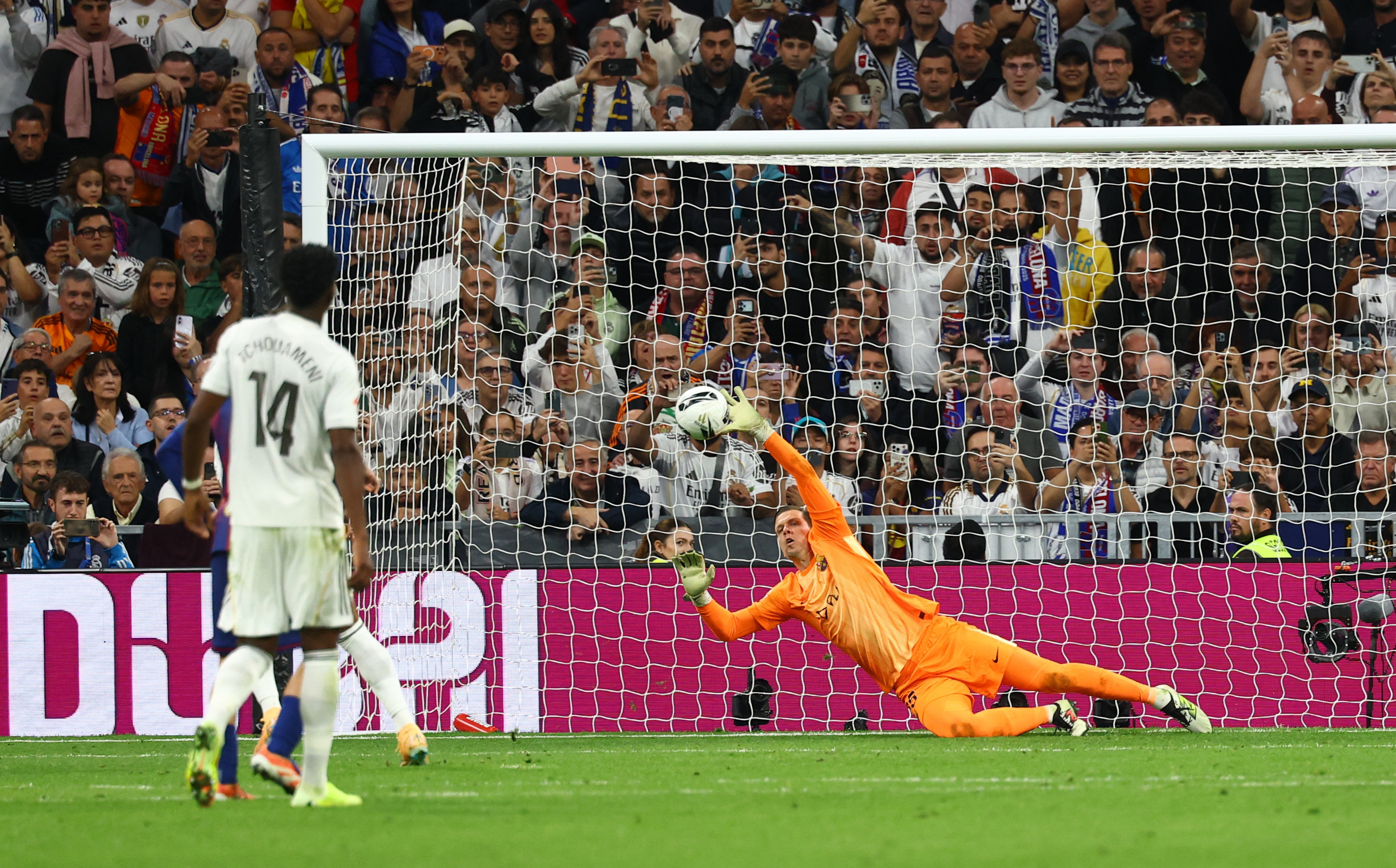 Szczesny Mbappé penalty