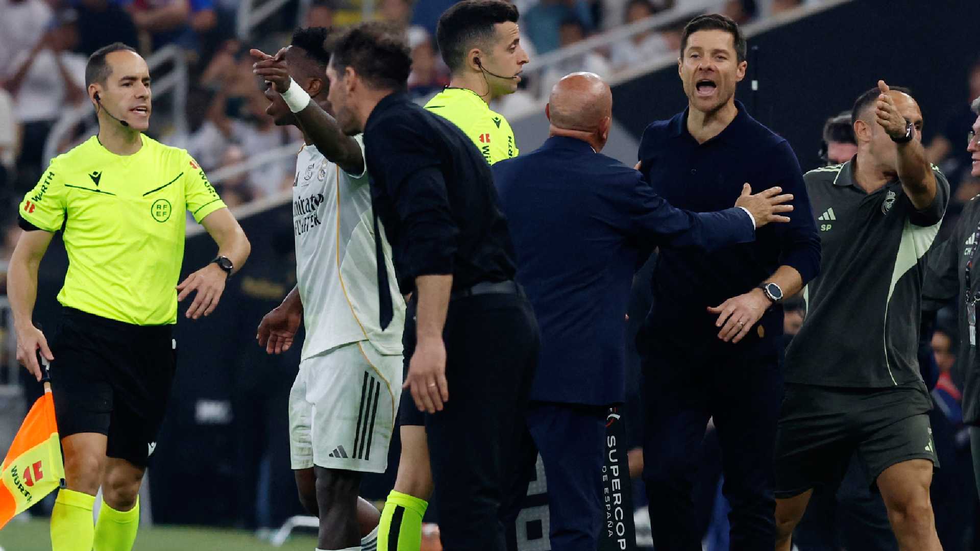 Vinicius-Simeone-Xabi