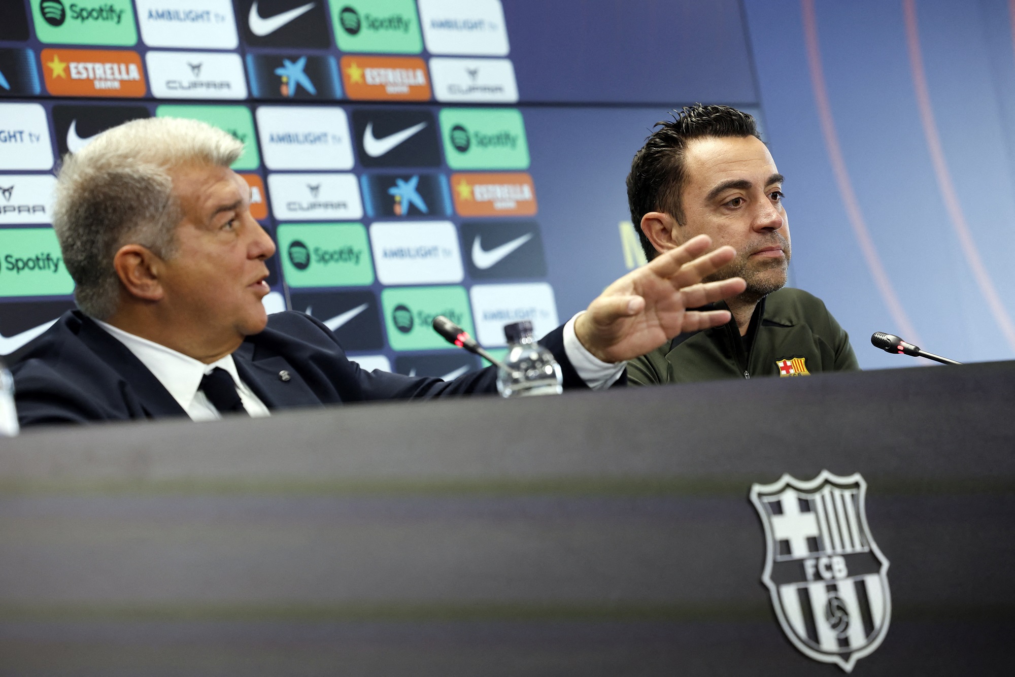 coach Xavi and president