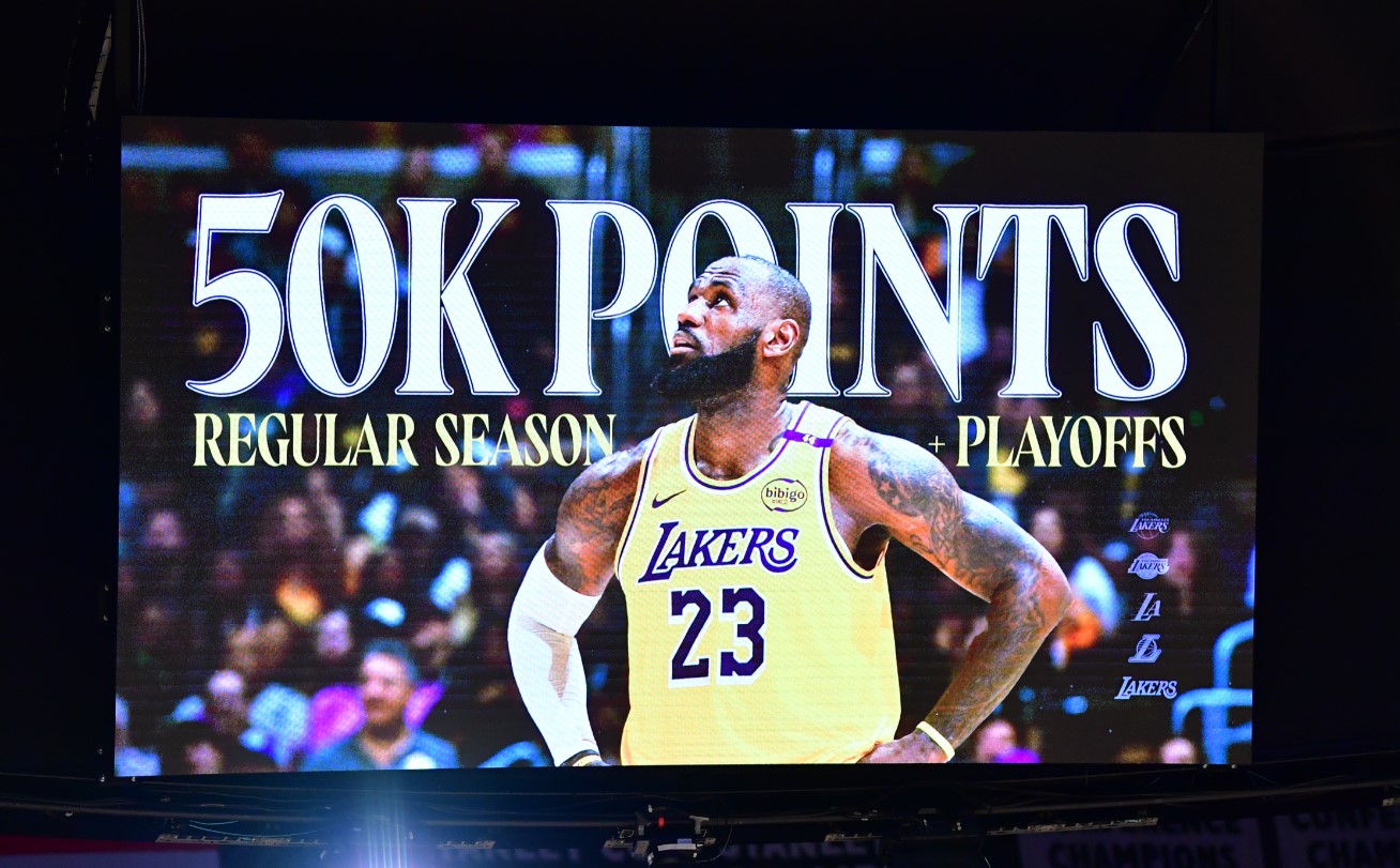 NBA : LeBron passe les 50 000 points, les Lakers matent les Pelicans