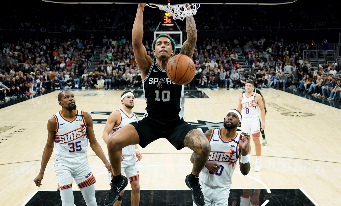 NBA : Sans Wembanyama, les Spurs matent les Suns