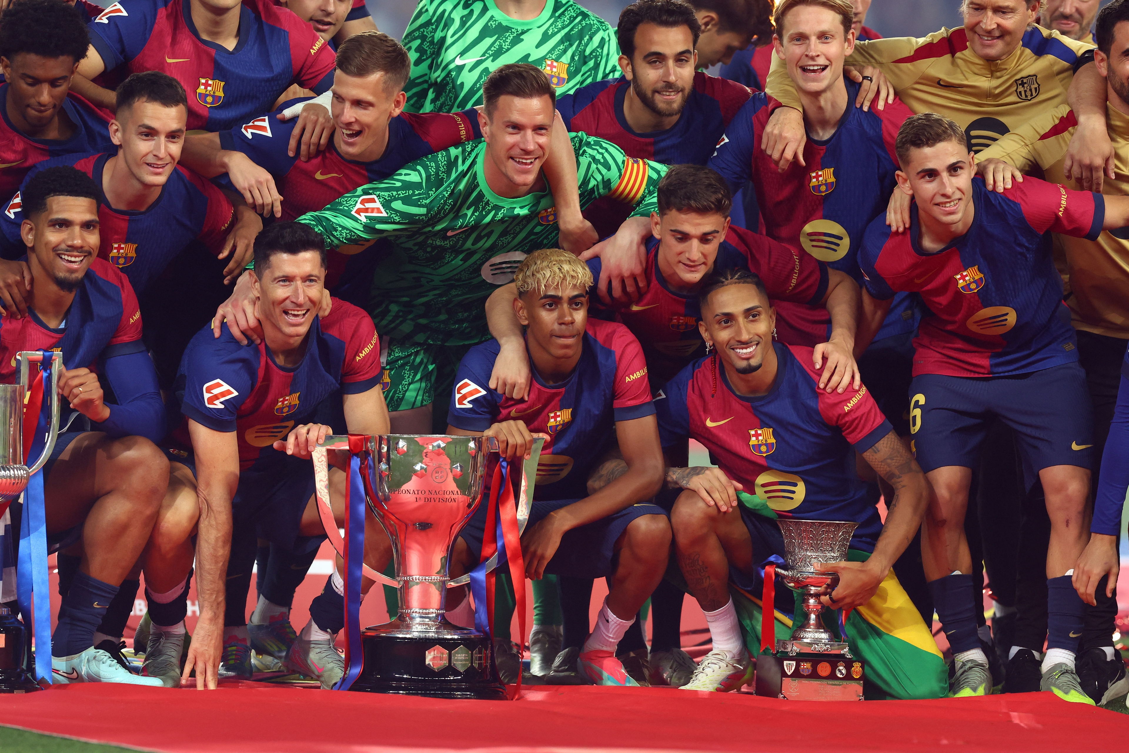 sacre FC Barcelone 2025